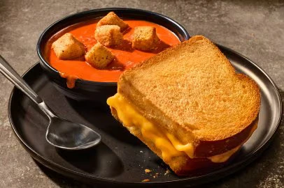 GrilledCheeseCreamyTomatoSoup